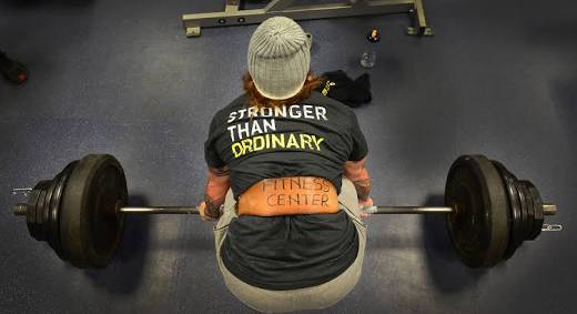 【バーベルデッドリフトのやり方】効果のある部位・種類・重量回数設定を解説